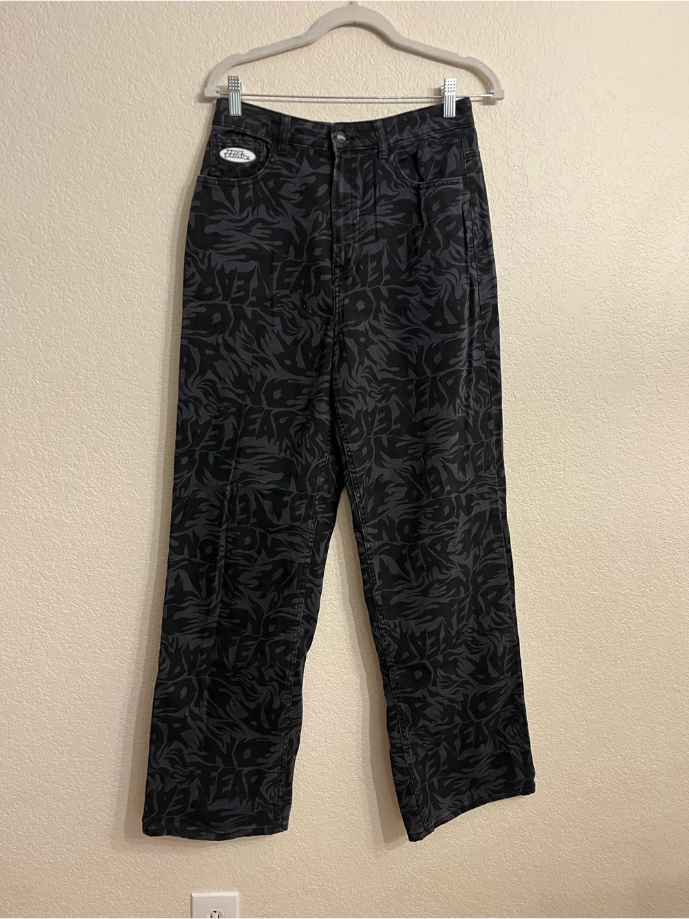 Y2K Black Graphic Print NO FEAR wide leg  jeans